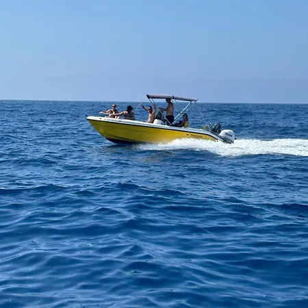 Tsilivi Yellow Boats Båthotell Zakynthos stad